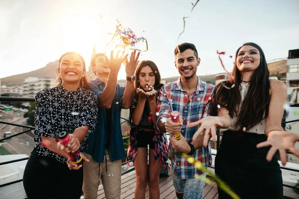 Modern Dating in 2025: Finding Love in a Swipe-Driven World